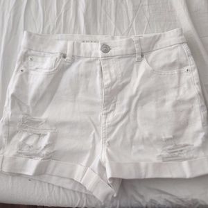 NWT White American Eagle Curvy High Rise Shortie